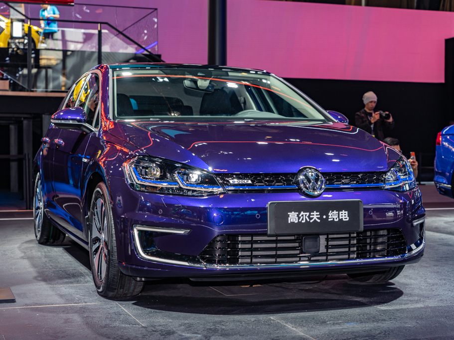高尔夫·纯电