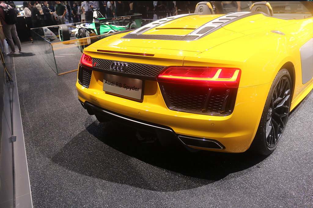 奥迪R8