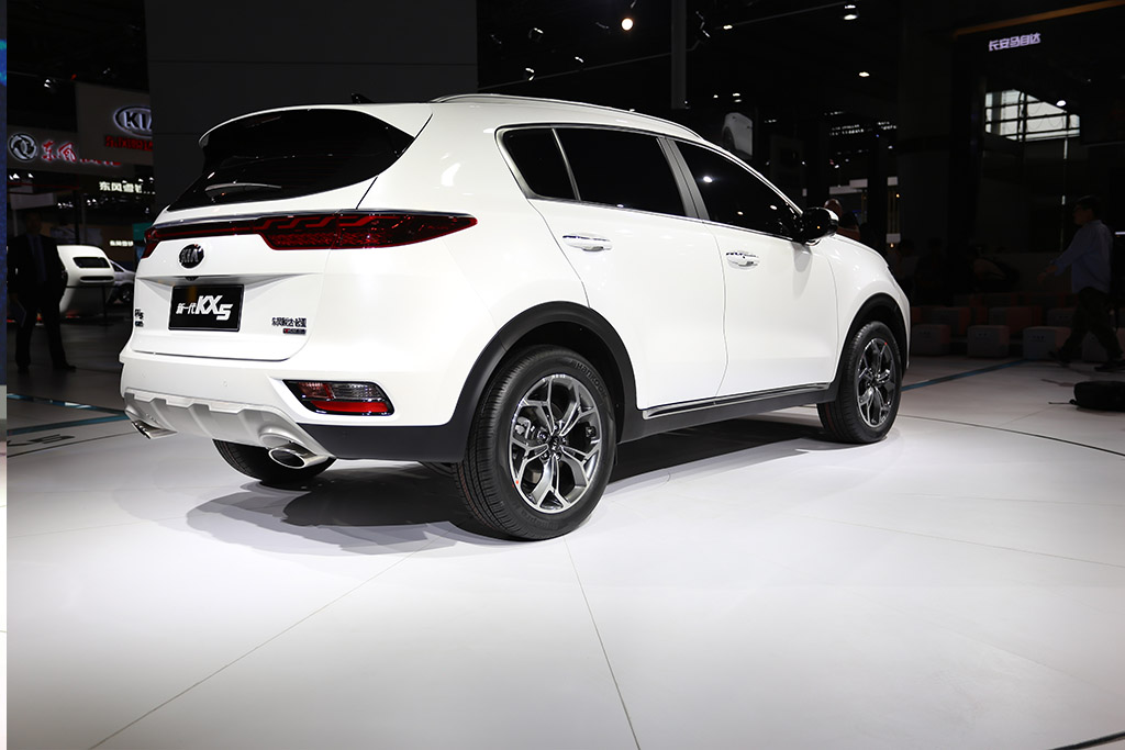 起亚KX5