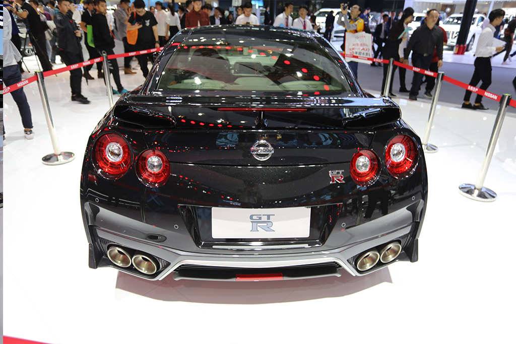 日产GT-R