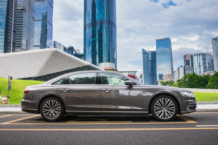 奥迪A8L
