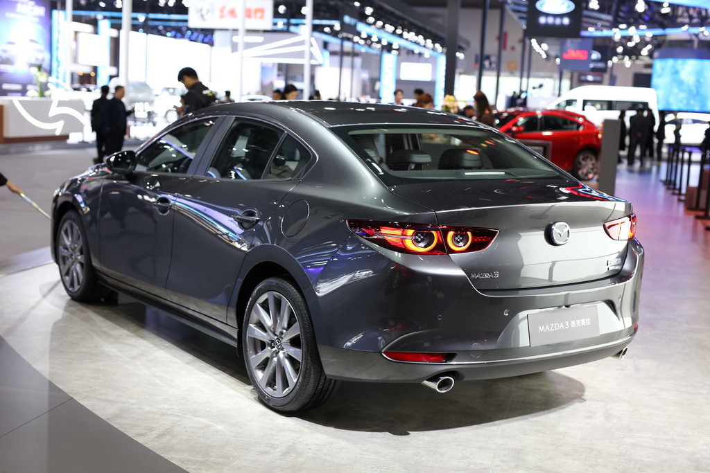 马自达3 昂克赛拉