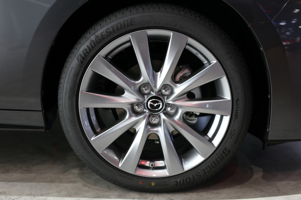 马自达3 昂克赛拉