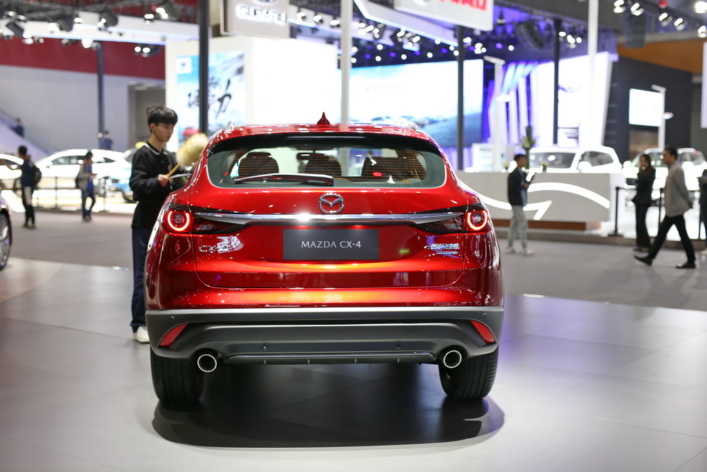 马自达CX-4
