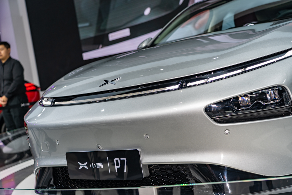 小鹏汽车P7
