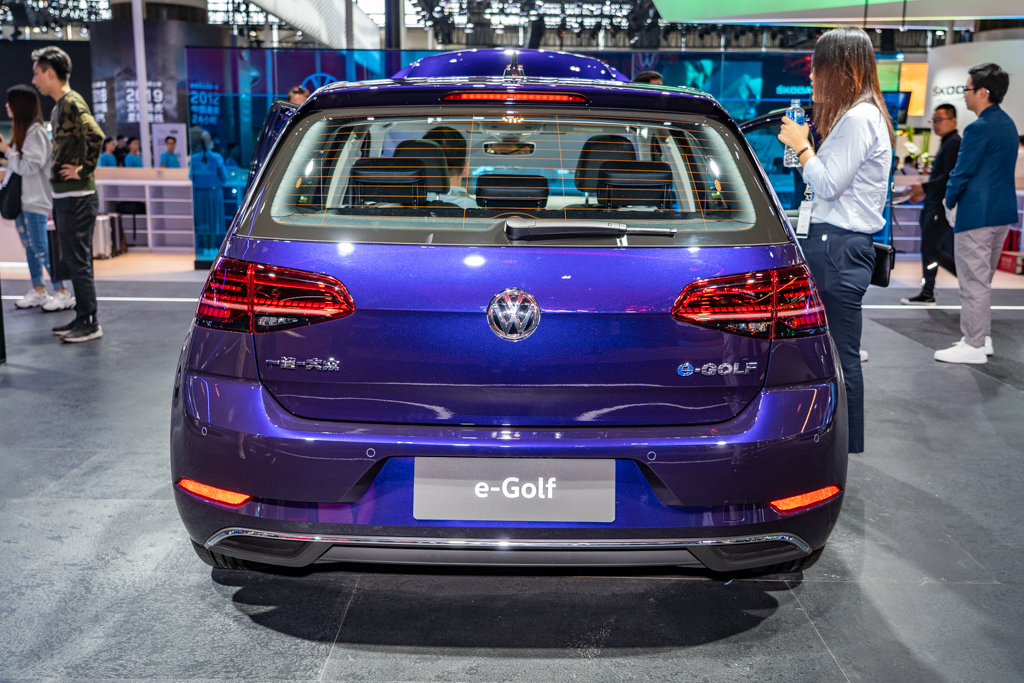 高尔夫·纯电