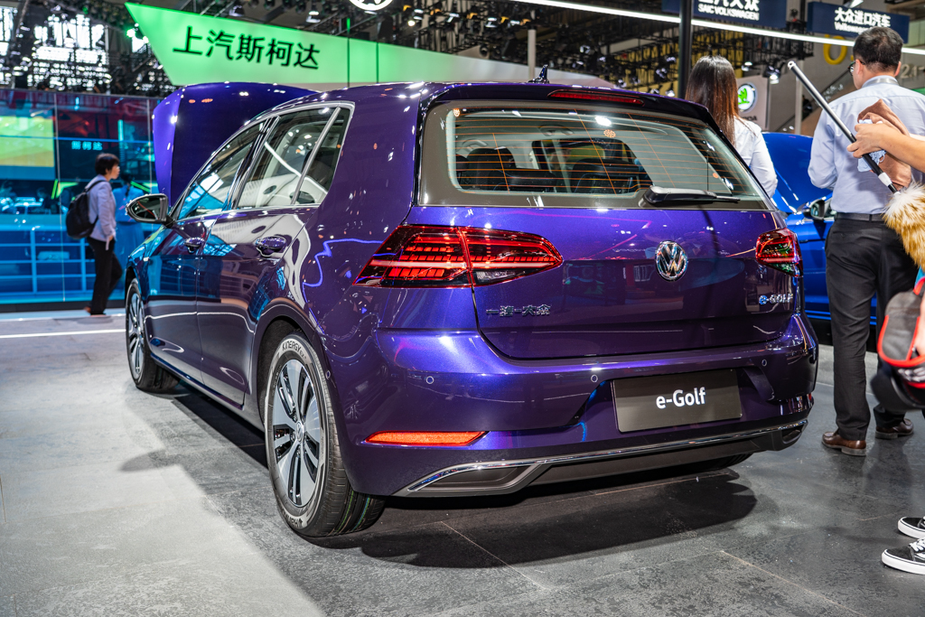 高尔夫·纯电
