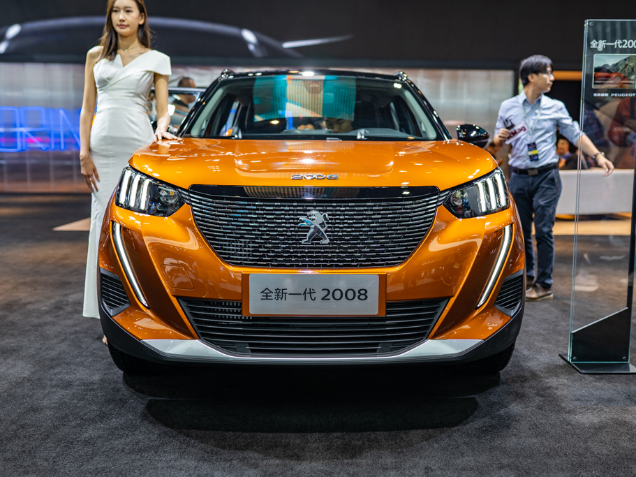 标致2008