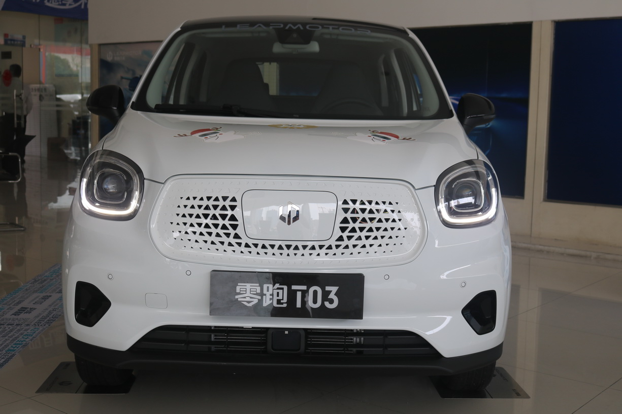 零跑T03