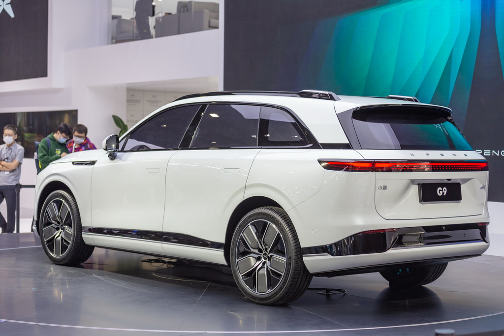 小鹏G9