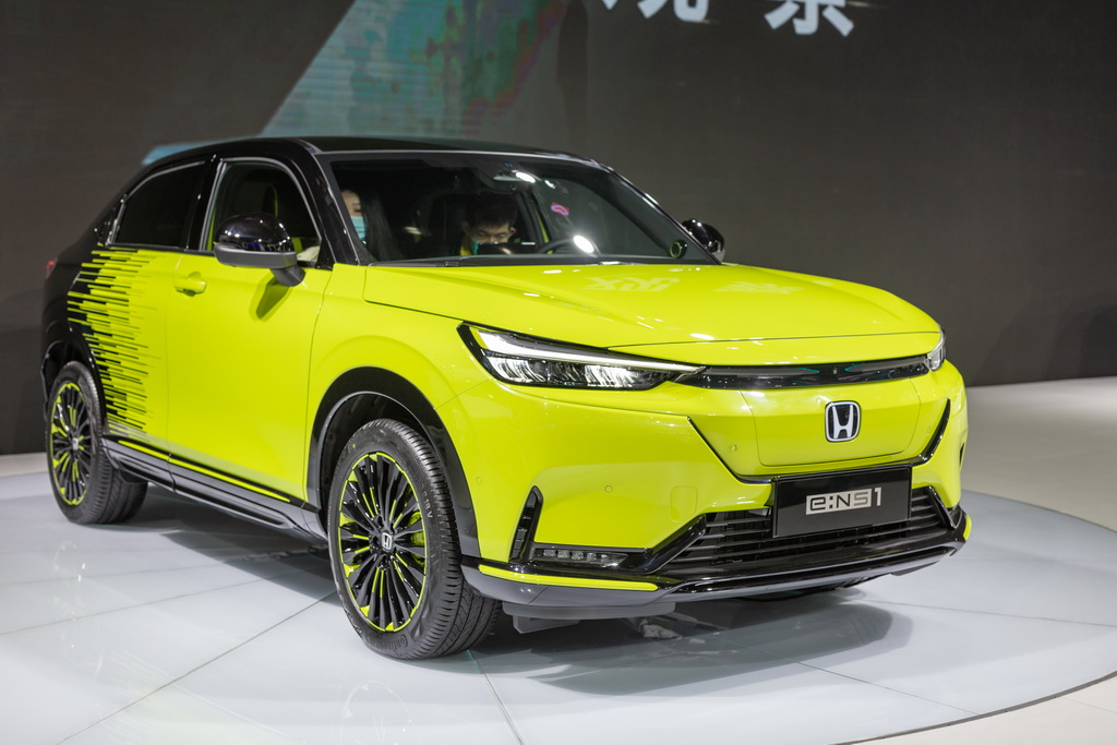 本田e:NS1