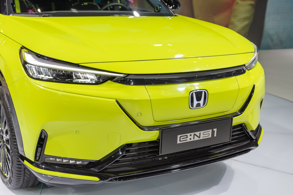 本田e:NS1