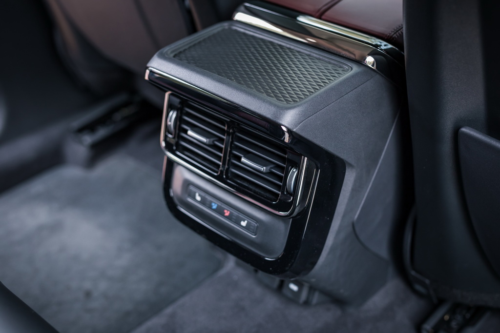 揽胜极光新能源