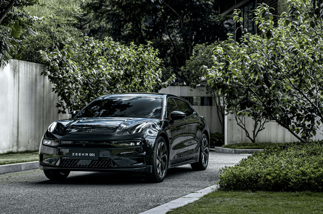 ZEEKR 001