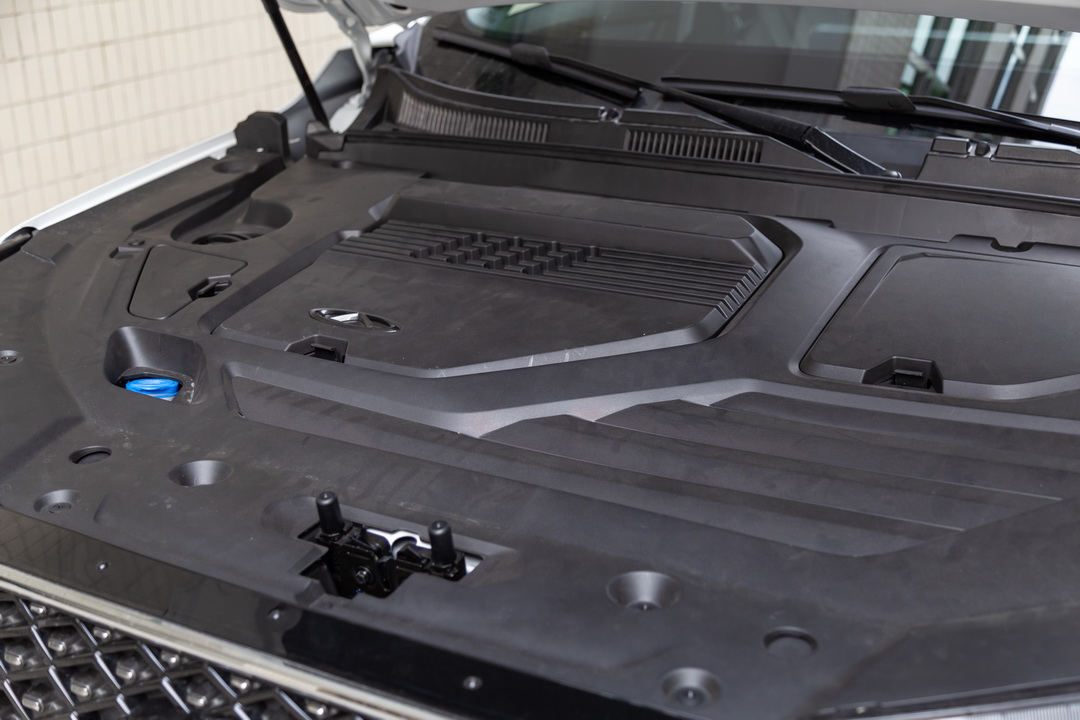 瑞虎8 PLUS 鲲鹏e+