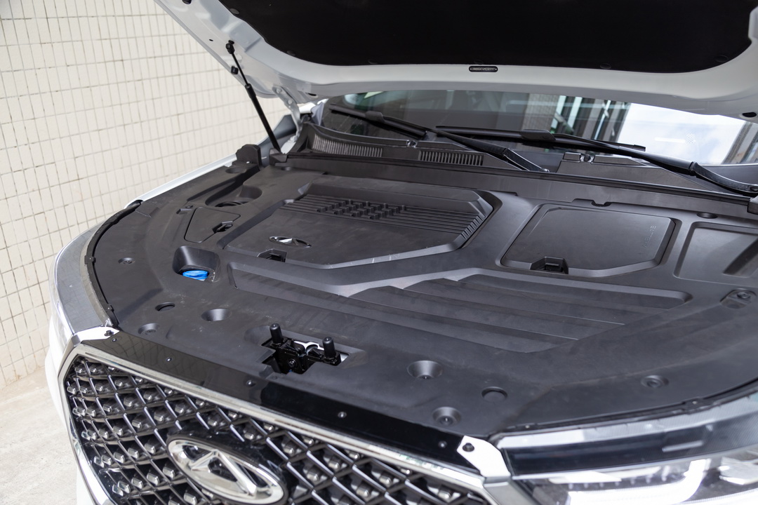 瑞虎8 PLUS 鲲鹏e+