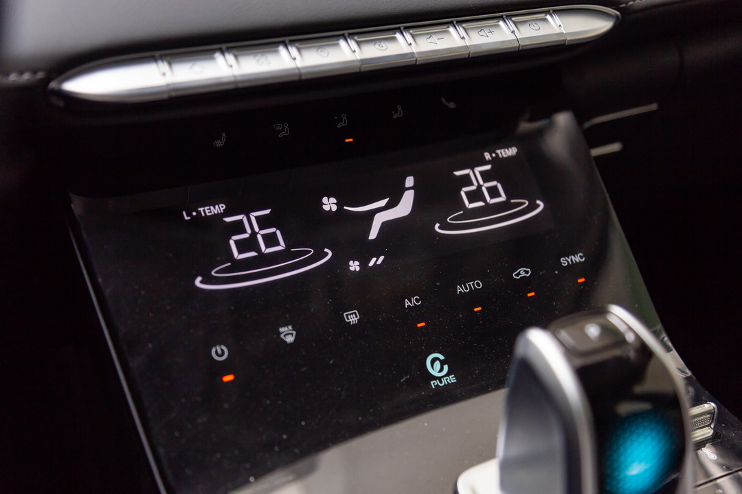 瑞虎8 PLUS 鲲鹏e+