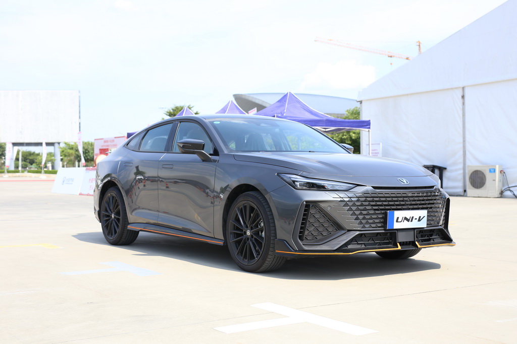 长安UNI-V