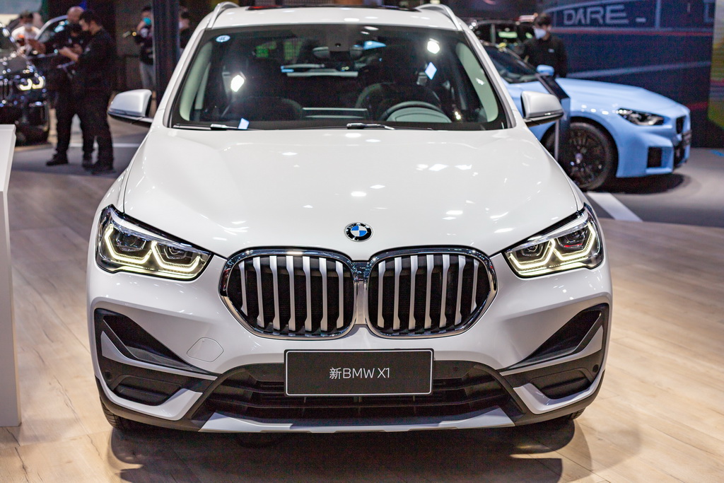 宝马X1