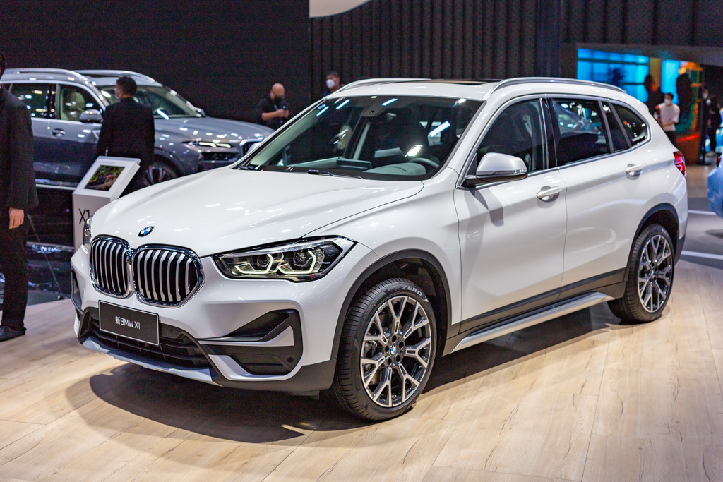 宝马X1