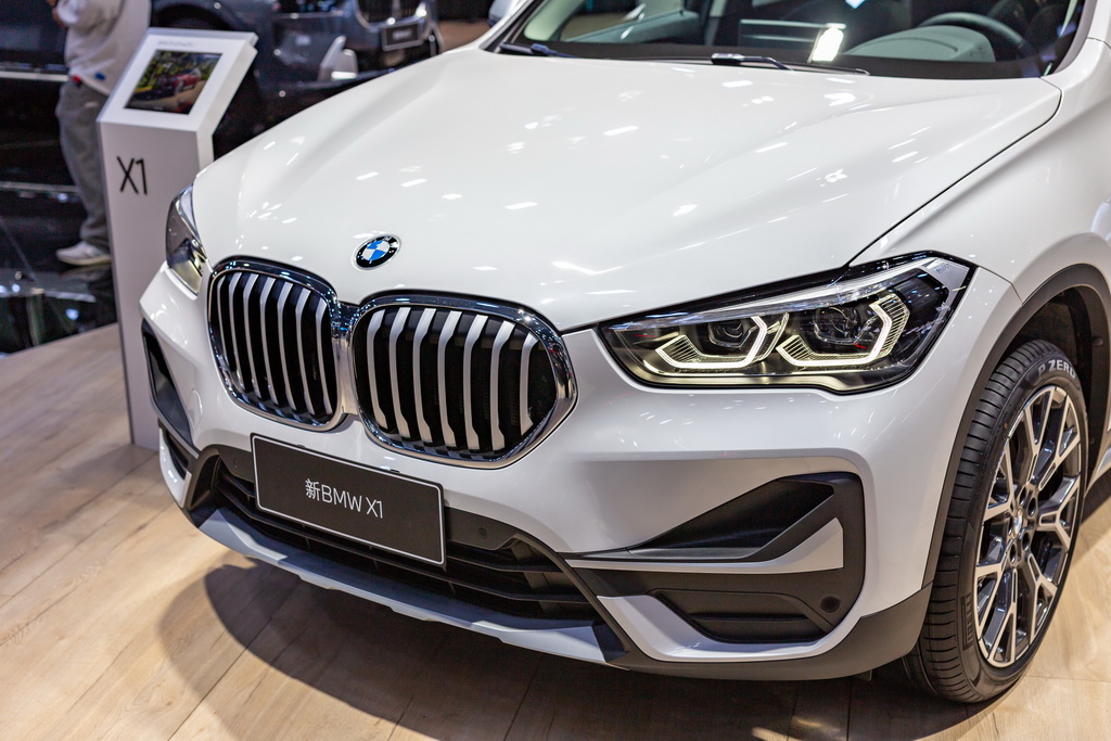 宝马X1