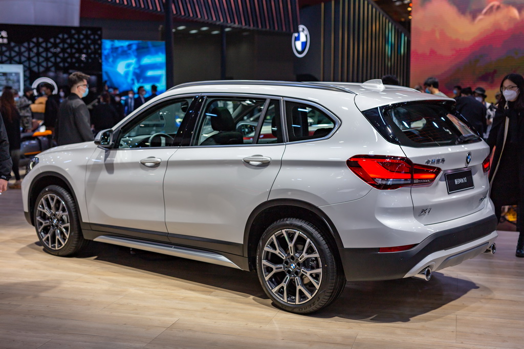 宝马X1