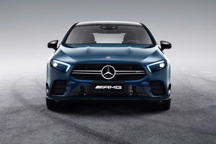 奔驰A级AMG