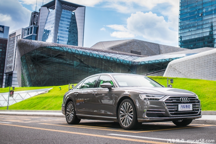奥迪A8L