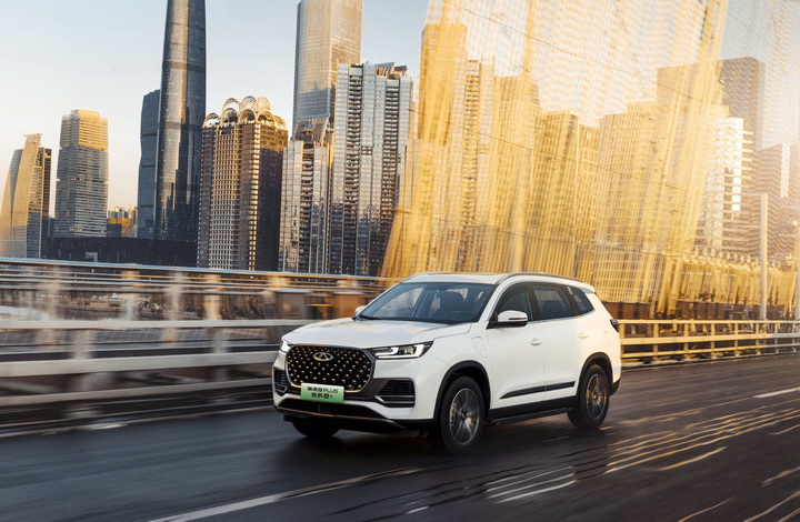 瑞虎8 PLUS 鲲鹏e+